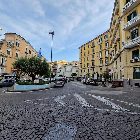 Wanda Bleisure Apartment Napoli Bagian luar foto